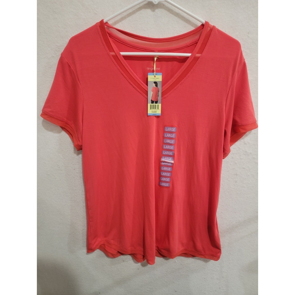 Tangerine Activewear Top L NWT Coral V-Neck Mesh Trim‎ Moisture Wicking Athletic